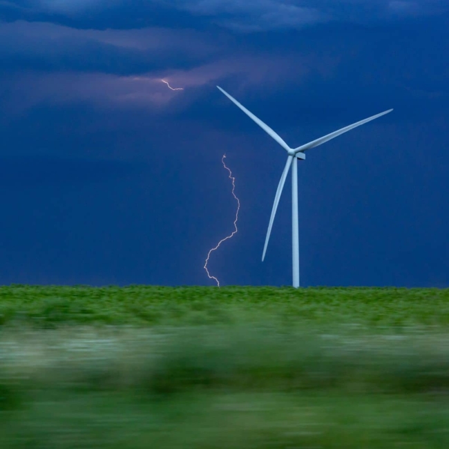 Effective lightning protection systems (LPS) to secure turbines